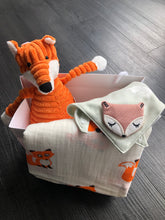 Load image into Gallery viewer, Fox Newborn Baby Gift Set
